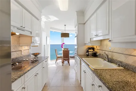 4775 Collins Avenue Miami Beach FL 33140