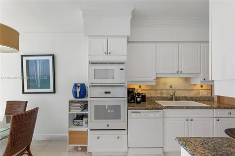4775 Collins Avenue Miami Beach FL 33140