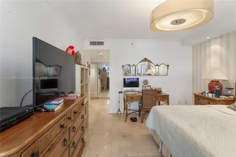 4775 Collins Avenue Miami Beach FL 33140