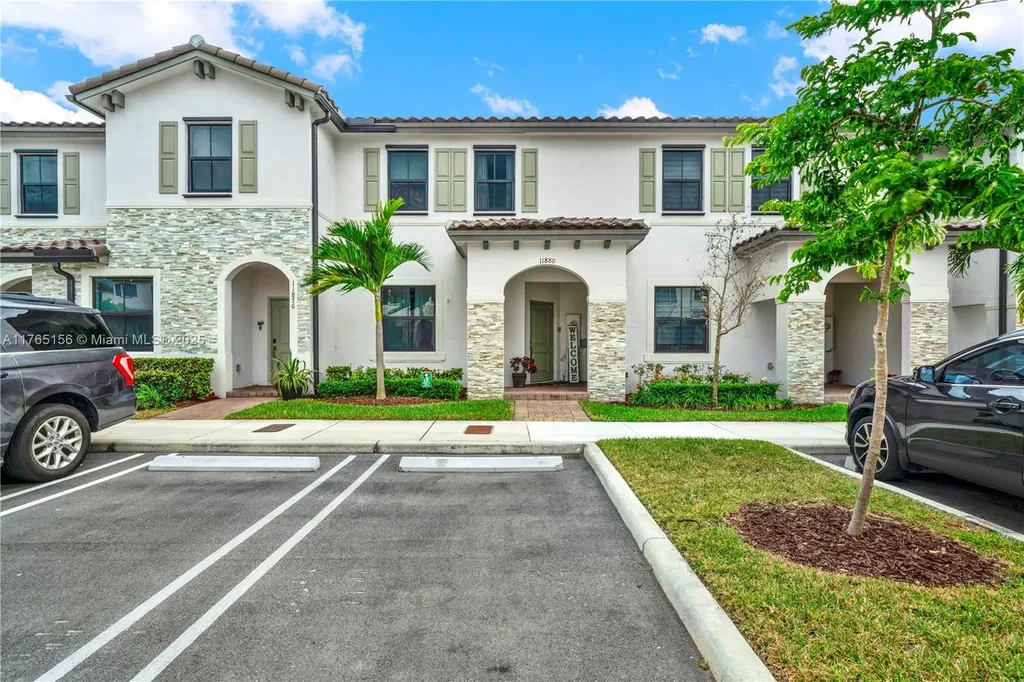 11880 SW 245th Terrace Homestead FL 33032
