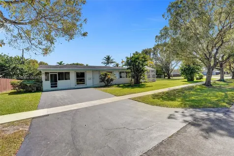 5130 SW 92nd Terrace Cooper City FL 33328