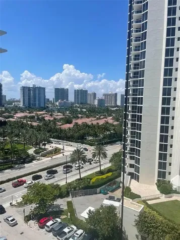19201 Collins Avenue Sunny Isles Beach FL 33160