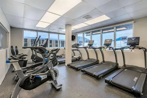 19201 Collins Avenue Sunny Isles Beach FL 33160
