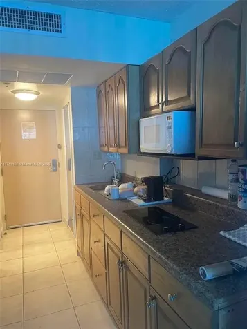 19201 Collins Avenue Sunny Isles Beach FL 33160