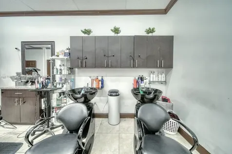 Beauty Salon For Sale On 8th Street Miami FL 33184