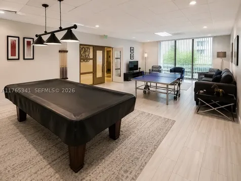19390 Collins Avenue Sunny Isles Beach FL 33160