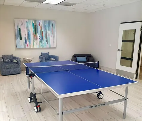 19390 Collins Avenue Sunny Isles Beach FL 33160