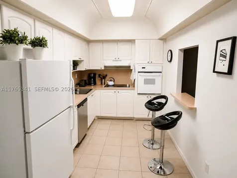19390 Collins Avenue Sunny Isles Beach FL 33160