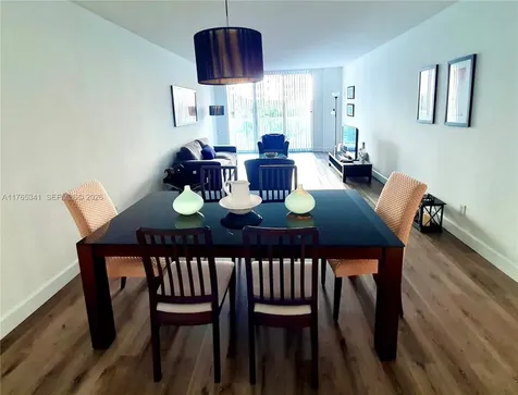 19390 Collins Avenue Sunny Isles Beach FL 33160