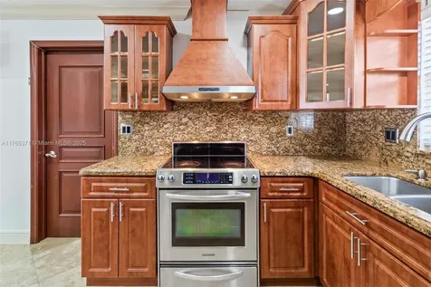 6961 SW 152nd Street Palmetto Bay FL 33157
