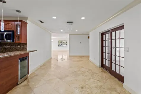 6961 SW 152nd Street Palmetto Bay FL 33157