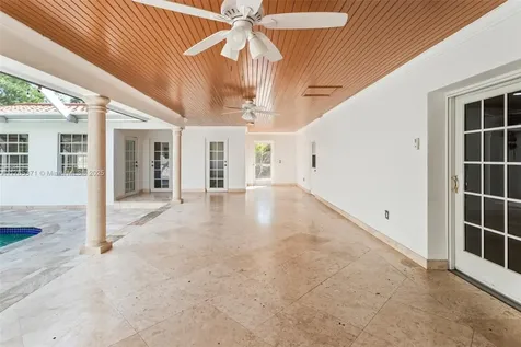 6961 SW 152nd Street Palmetto Bay FL 33157