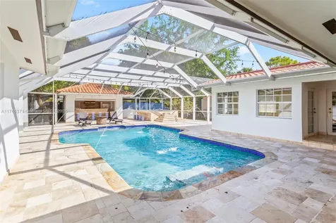 6961 SW 152nd Street Palmetto Bay FL 33157