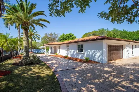 6961 SW 152nd Street Palmetto Bay FL 33157