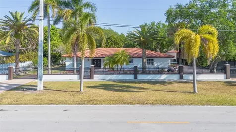 6961 SW 152nd Street Palmetto Bay FL 33157