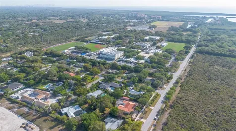 6961 SW 152nd Street Palmetto Bay FL 33157