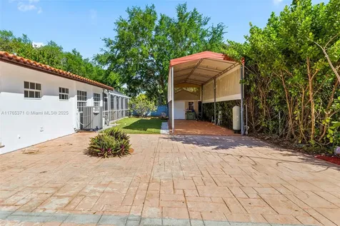 6961 SW 152nd Street Palmetto Bay FL 33157