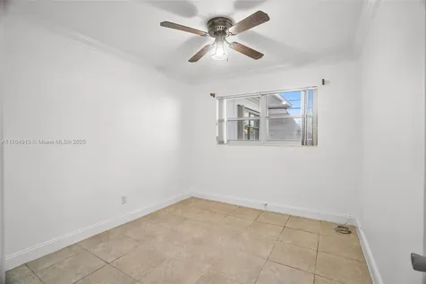 841 W 50th Street Hialeah FL 33012