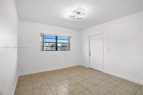841 W 50th Street Hialeah FL 33012
