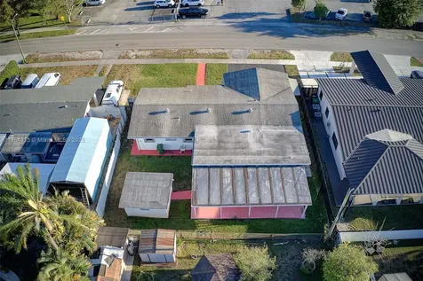 841 W 50th Street Hialeah FL 33012