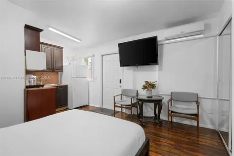 5810 SW 22nd Street Miami FL 33155