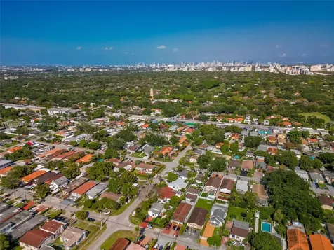 5810 SW 22nd Street Miami FL 33155