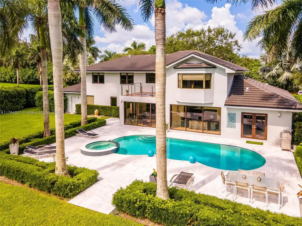 4242 SW 107th Way Davie FL 33328