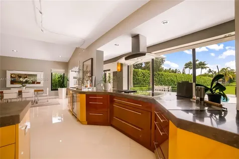 4242 SW 107th Way Davie FL 33328