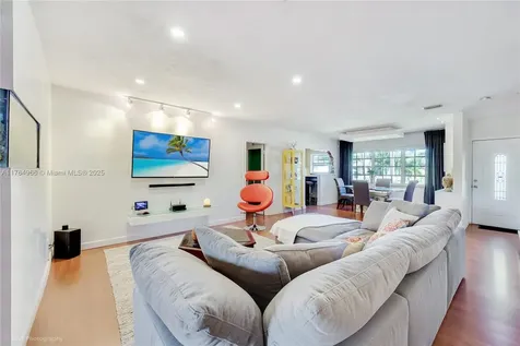 1820 NW 190th Terrace Miami Gardens FL 33056