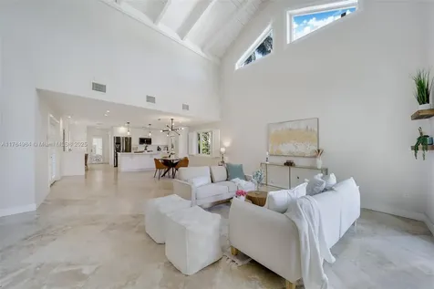 13575 SW 72nd Avenue Pinecrest FL 33156