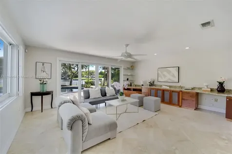 13575 SW 72nd Avenue Pinecrest FL 33156