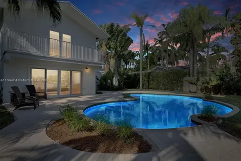 13575 SW 72nd Avenue Pinecrest FL 33156