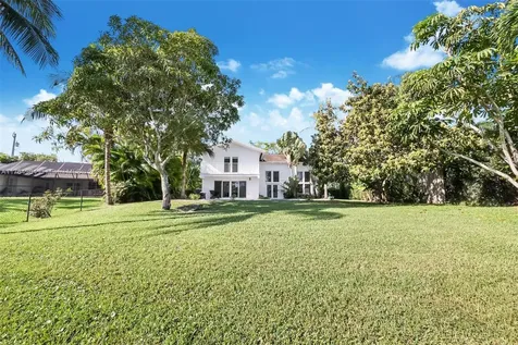 13575 SW 72nd Avenue Pinecrest FL 33156