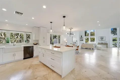 13575 SW 72nd Avenue Pinecrest FL 33156