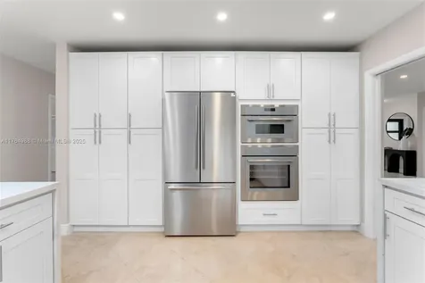 13271 SW 57th Court Pinecrest FL 33156
