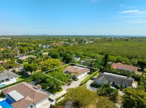 13271 SW 57th Court Pinecrest FL 33156