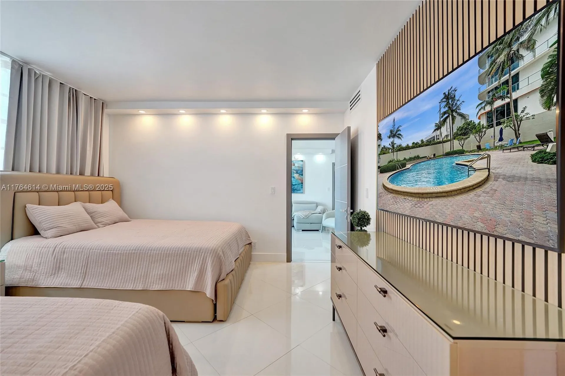 4001 S Ocean Drive Hollywood FL 33019