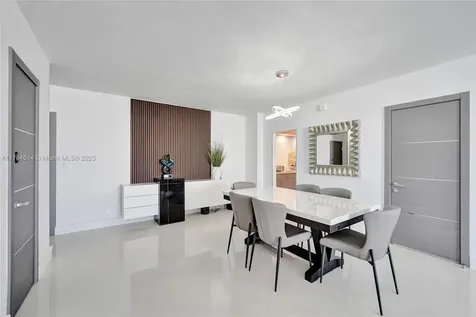 4001 S Ocean Drive Hollywood FL 33019