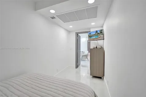 4001 S Ocean Drive Hollywood FL 33019