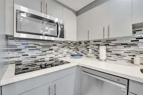 4001 S Ocean Drive Hollywood FL 33019