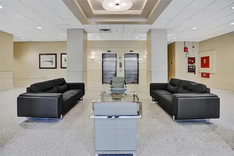 4001 S Ocean Drive Hollywood FL 33019