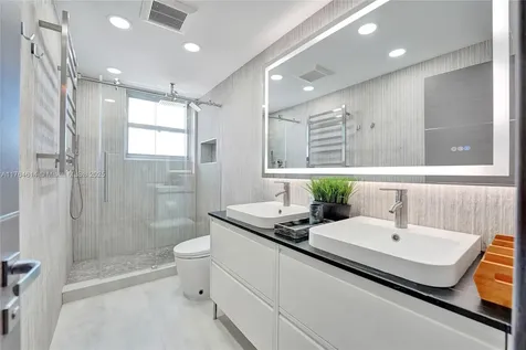 4001 S Ocean Drive Hollywood FL 33019