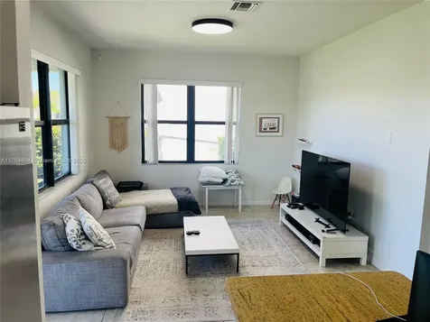 616 NE 193rd Street Miami FL 33179