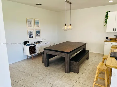 616 NE 193rd Street Miami FL 33179