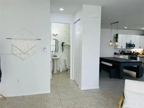 616 NE 193rd Street Miami FL 33179