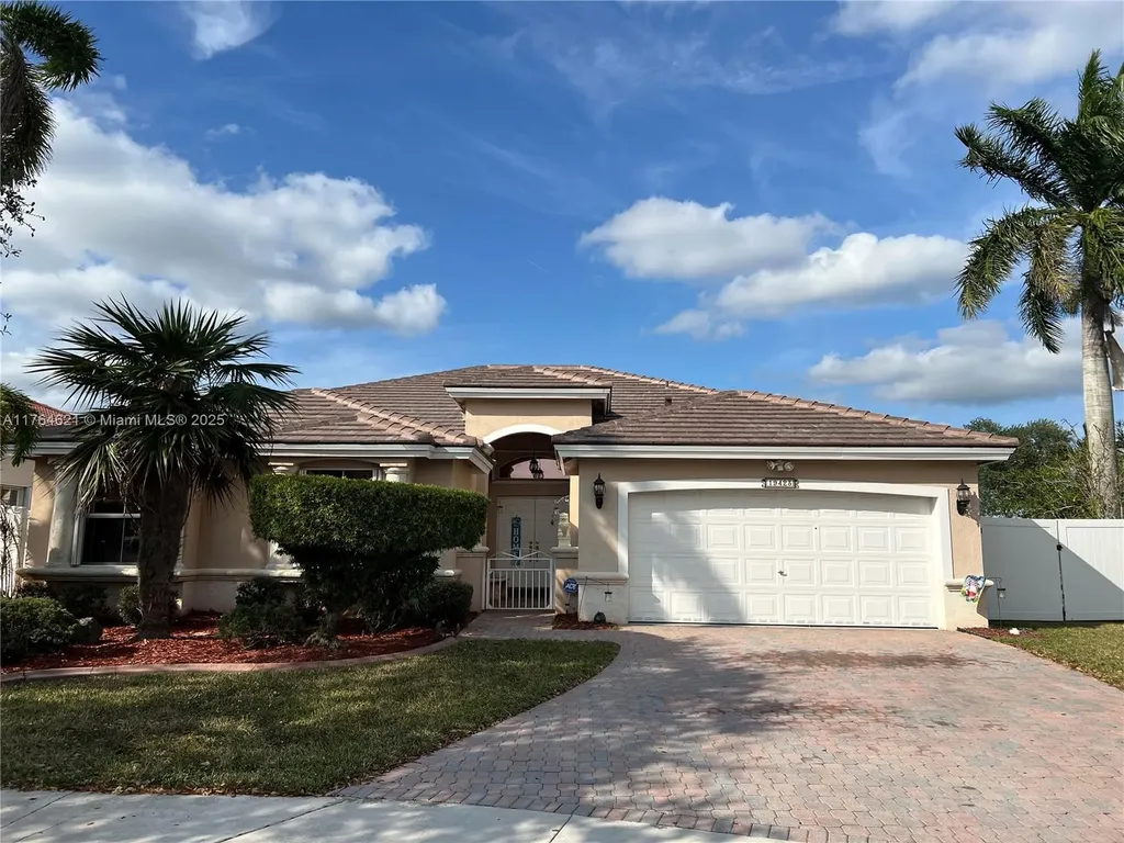 19423 NW 23rd Place Pembroke Pines FL 33029