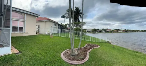 19423 NW 23rd Place Pembroke Pines FL 33029