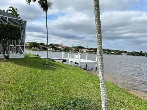 19423 NW 23rd Place Pembroke Pines FL 33029
