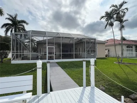 19423 NW 23rd Place Pembroke Pines FL 33029
