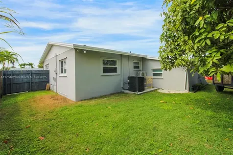 15271 SW 103rd Avenue Miami FL 33157